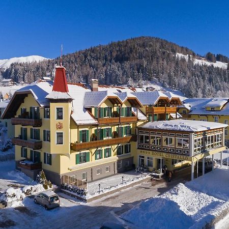 Hotel Cristallo Dobbiaco Extérieur photo